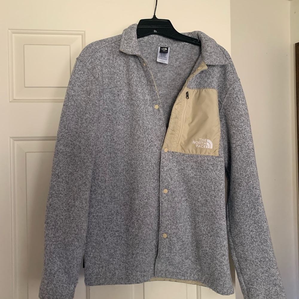 North Face Boys/Teen XXL snap up jacket